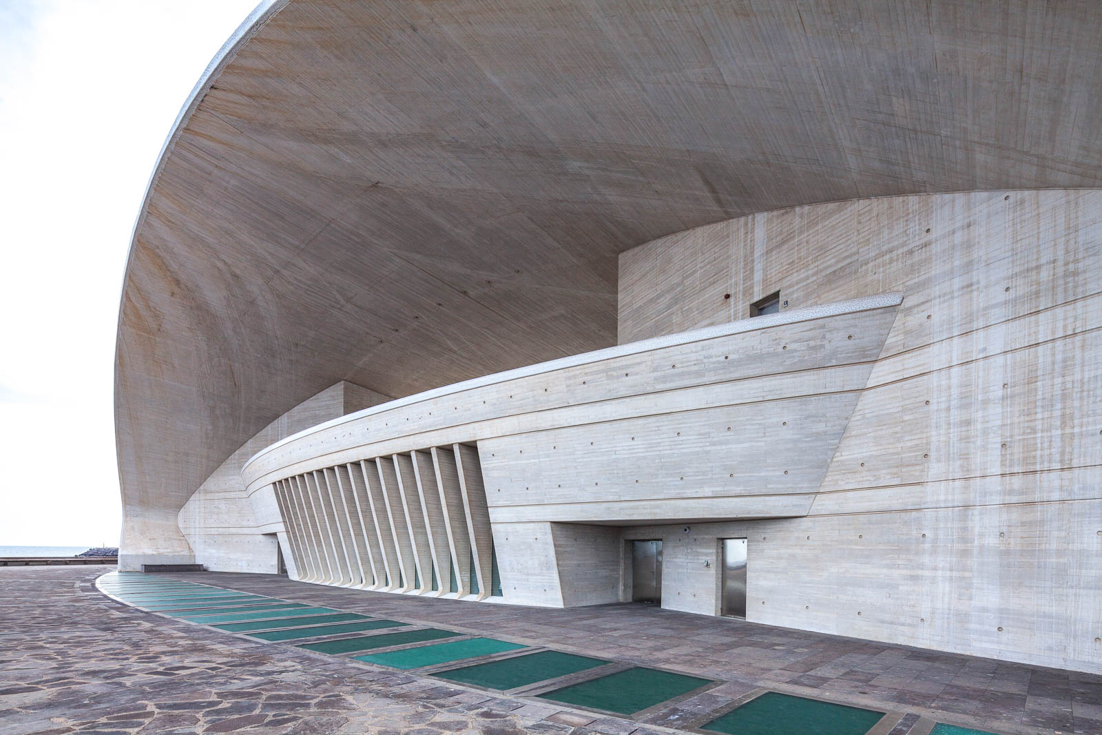 Autitorio, Santa Cruz